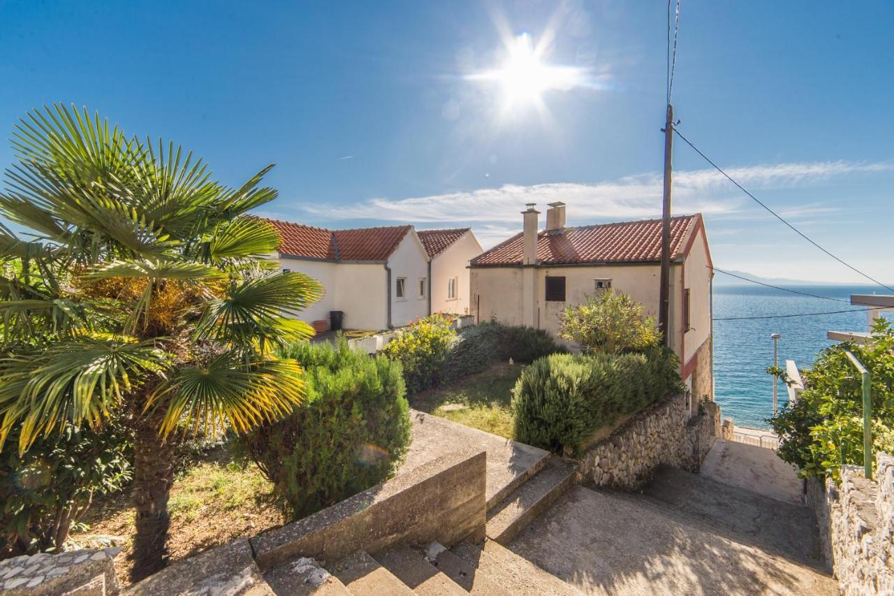 Apartments By The Sea Brist, Makarska - 11078 Kültér fotó