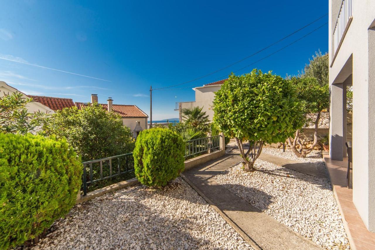 Apartments By The Sea Brist, Makarska - 11078 Kültér fotó