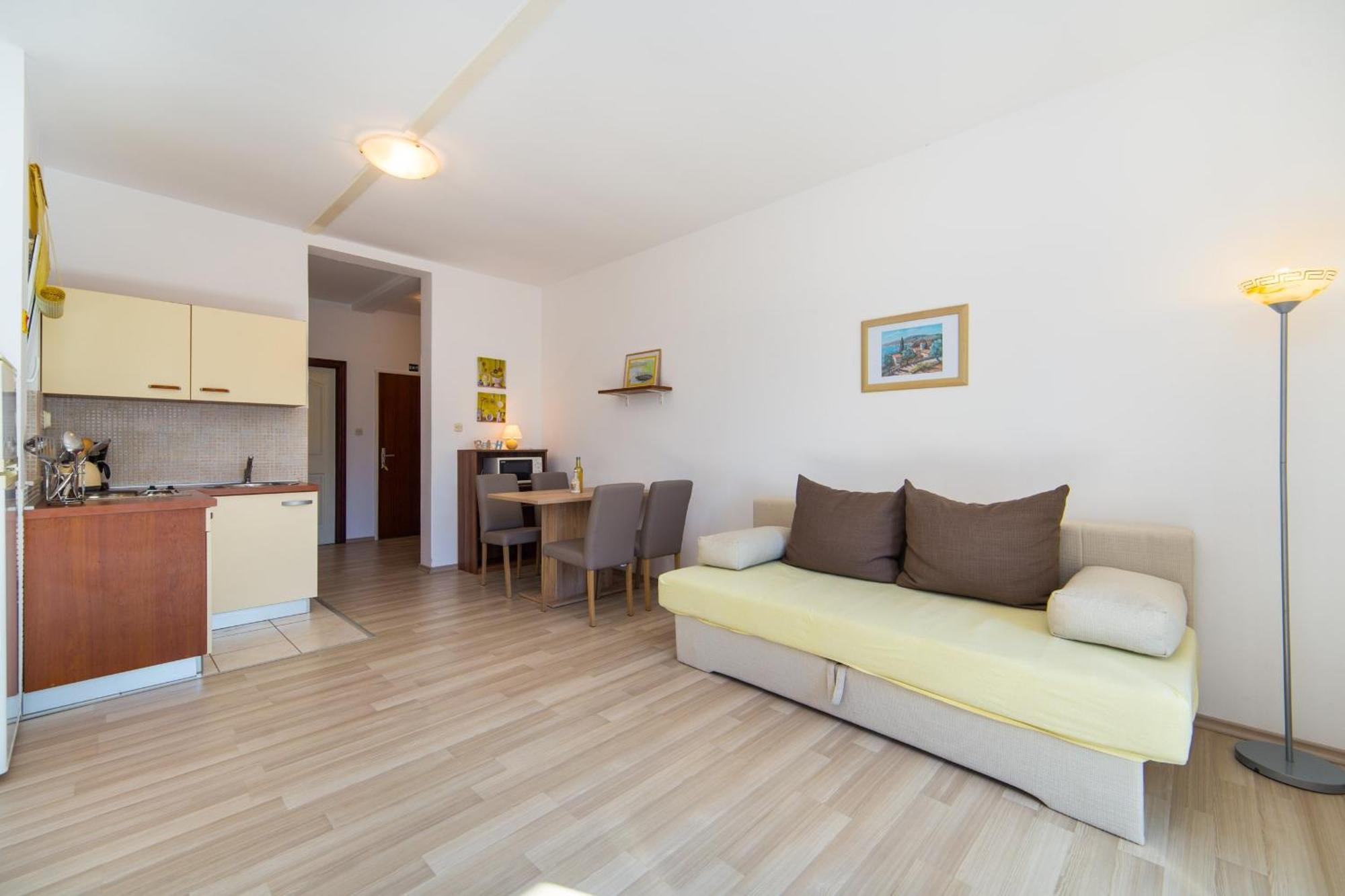 Apartments By The Sea Brist, Makarska - 11078 Szoba fotó